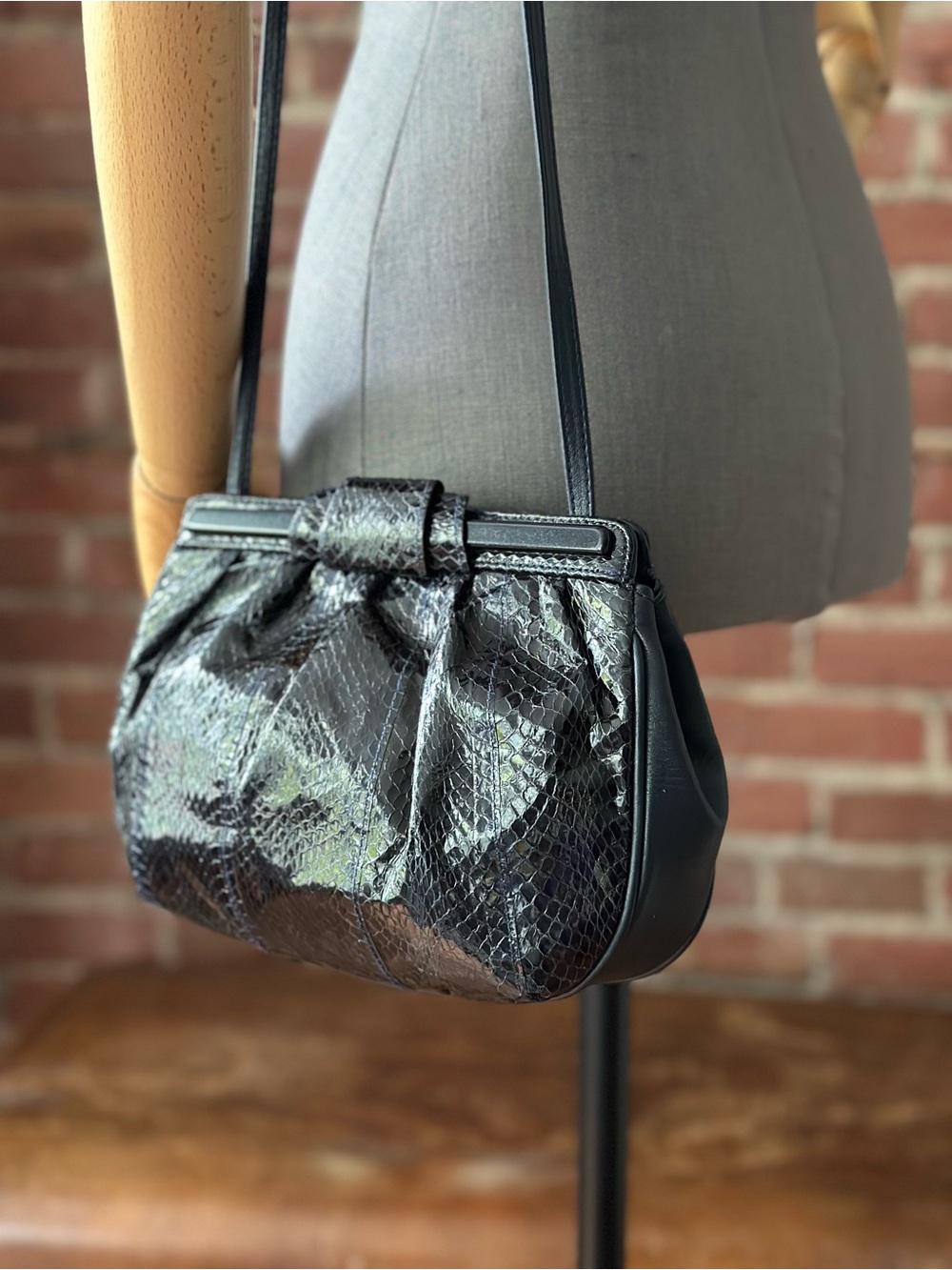 Vintage 80s 90s Deep Navy Snakeskin Leather Shoulder Crossbody Bag